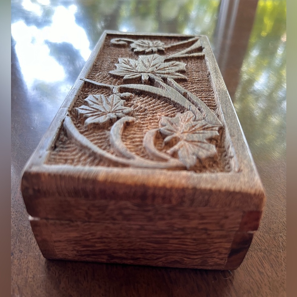 CARVED MANGO WOOD BOX
